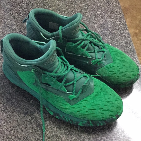 damian lillard green shoes